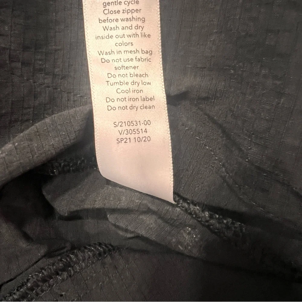 Athleta preowned condición